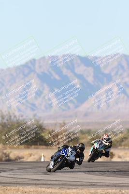 media/Dec-07-2025-CVMA (Sun) [[3e7d2de5dc]]/Race 16-Formula Middleweight/